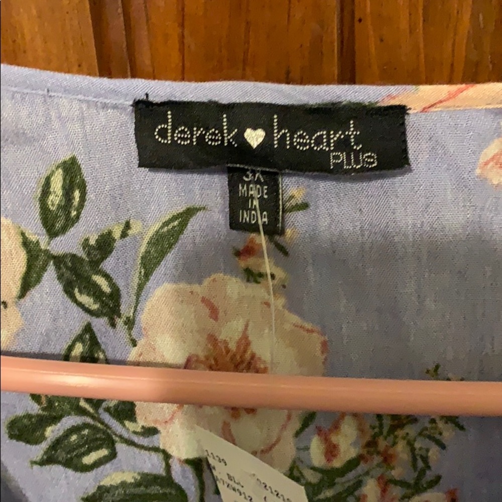 Derek Heart Top - Picture 2 of 8